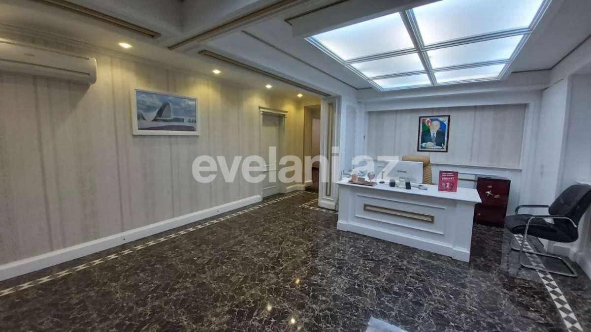 Rent, office, 11 room, 640 m², Ganjlik m.