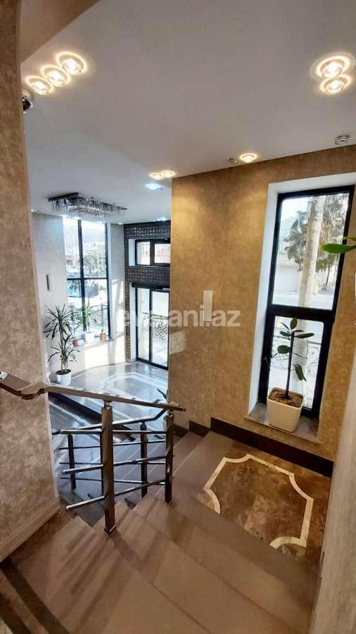 Rent, office, 11 room, 640 m², Ganjlik m.