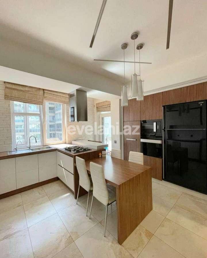 Satılır, yeni tikili, 5 otaqlı, 160 m², Şah İsmayıl Xətai m.