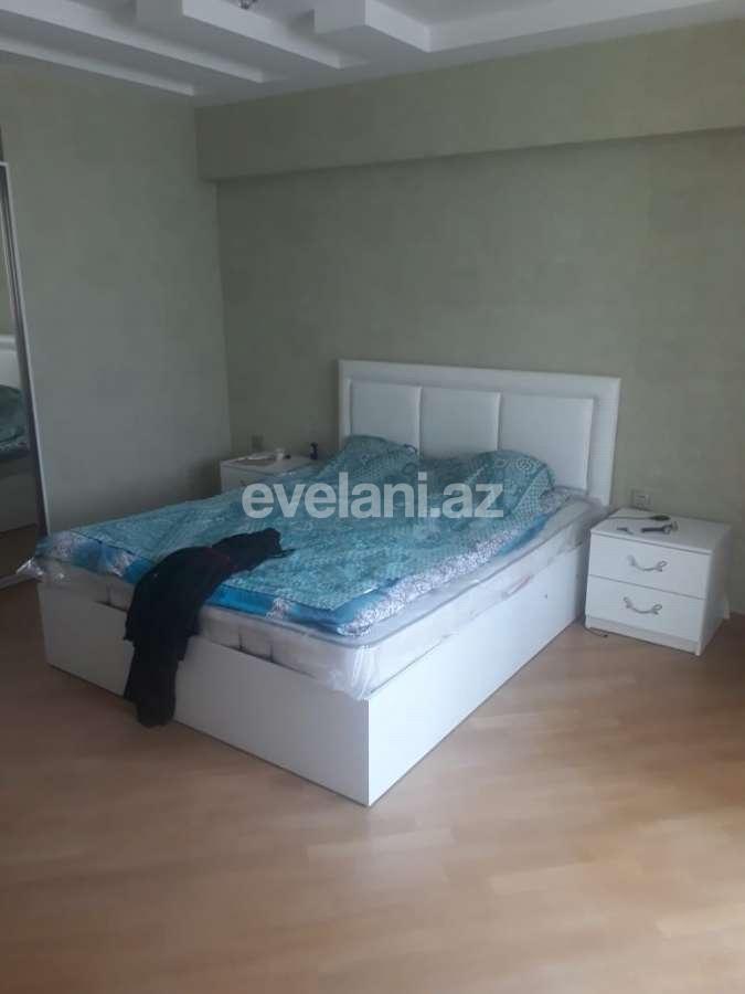 Satılır, köhnə tikili, 3 otaqlı, 105 m², Elmlər Akademiyası m.