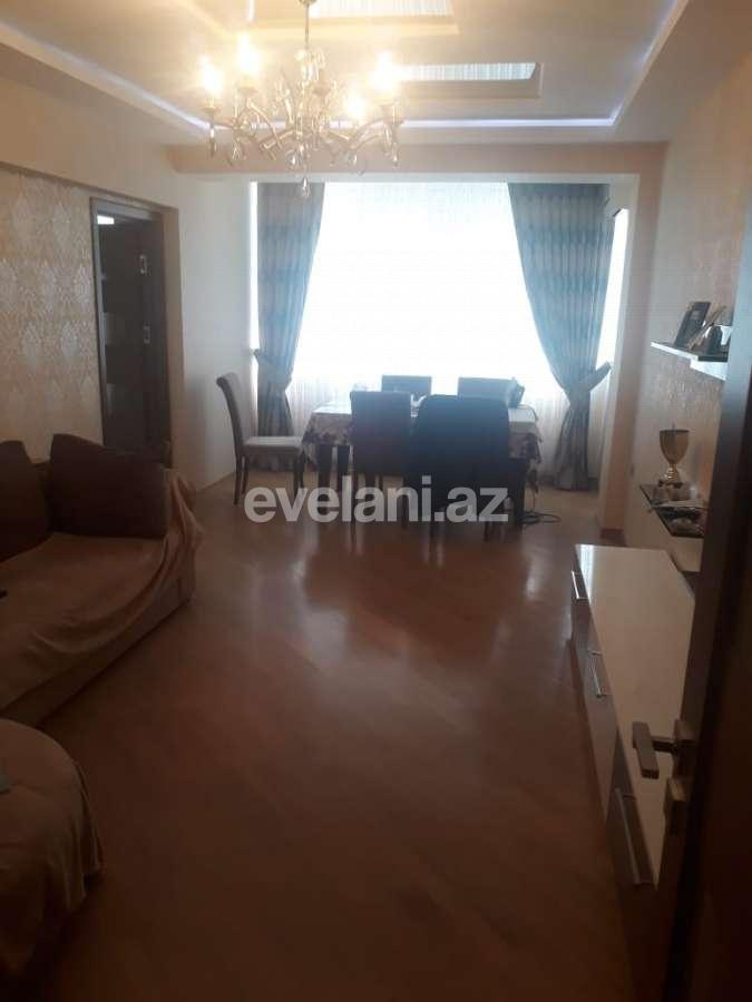 Satılır, köhnə tikili, 3 otaqlı, 105 m², Elmlər Akademiyası m.