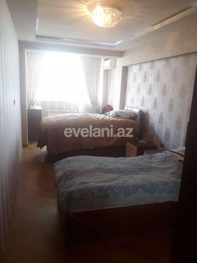 Satılır, köhnə tikili, 3 otaqlı, 105 m², Elmlər Akademiyası m.