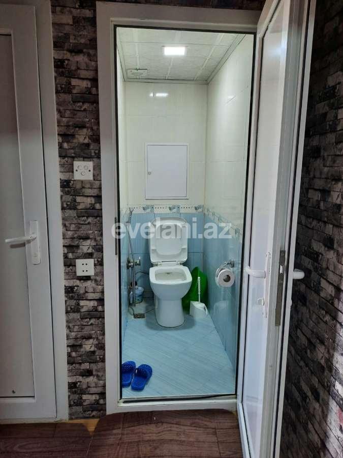 Satılır, köhnə tikili, 3 otaqlı, 80 m², Xalqlar Dostluğu m.