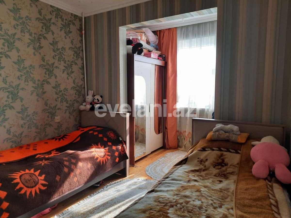 Satılır, köhnə tikili, 3 otaqlı, 80 m², Xalqlar Dostluğu m.