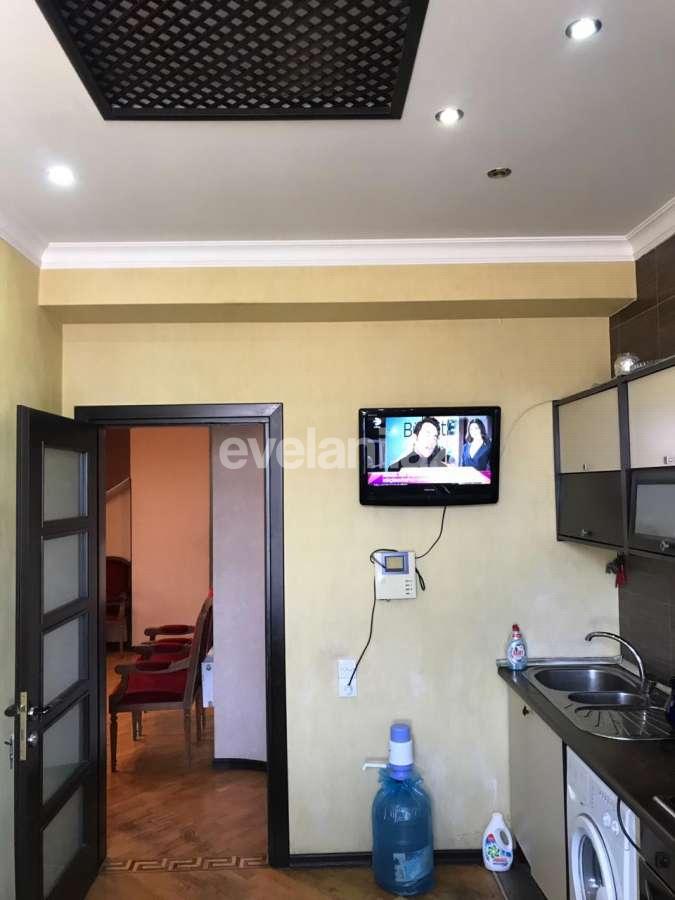 Satılır, yeni tikili, 3 otaqlı, 140 m², Nizami m.