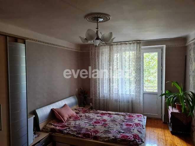 Kirayə verilir, köhnə tikili, 33 otaqlı, 63 m², Nizami m.