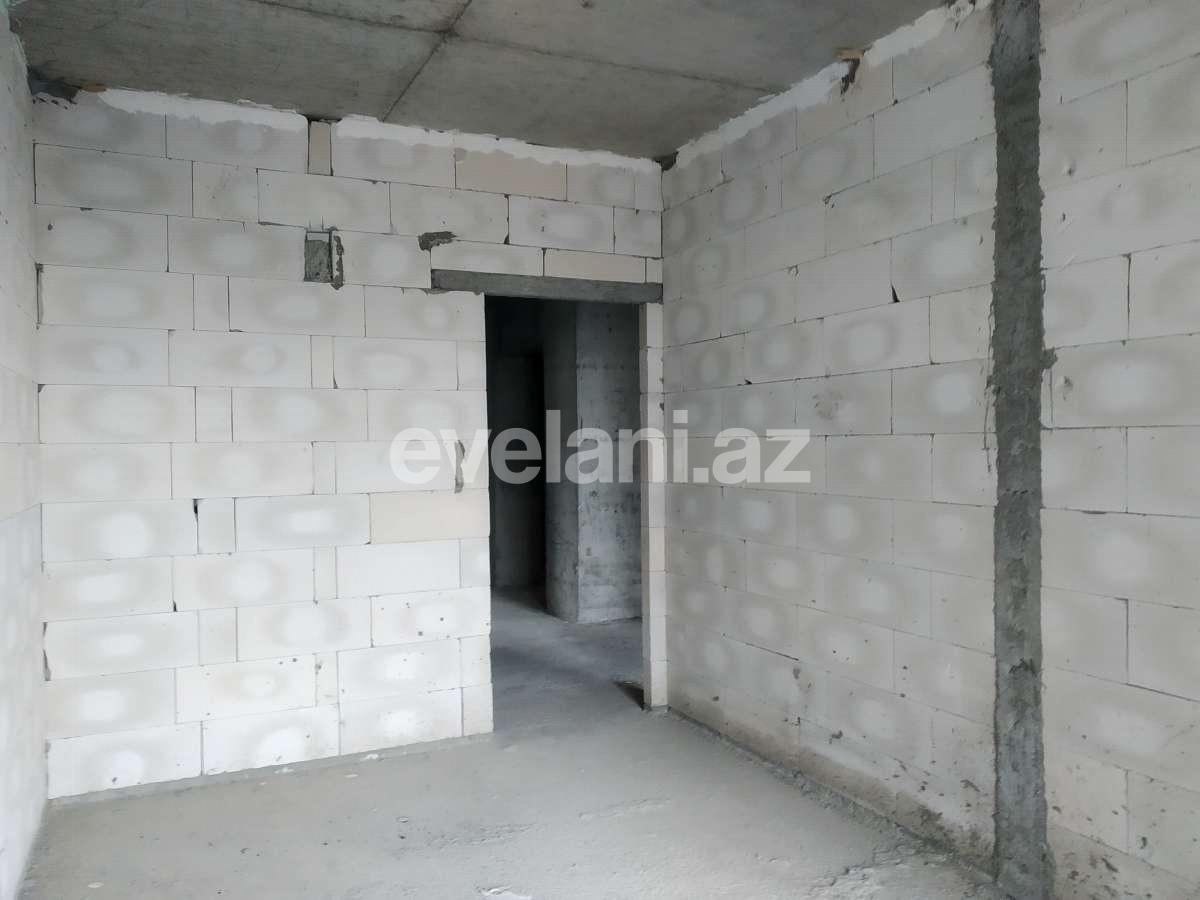 Satılır, yeni tikili, 2 otaqlı, 98 m², İnşaatçılar m.