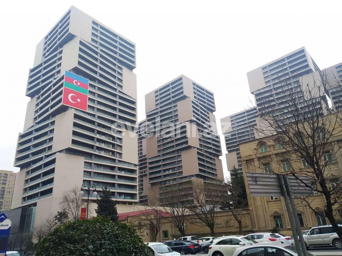 Satılır, yeni tikili, 2 otaqlı, 98 m², İnşaatçılar m.