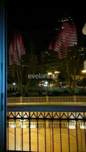 Сдаётся, вторичка, 2-комнаты, 90 m², Ичери Шехер m.