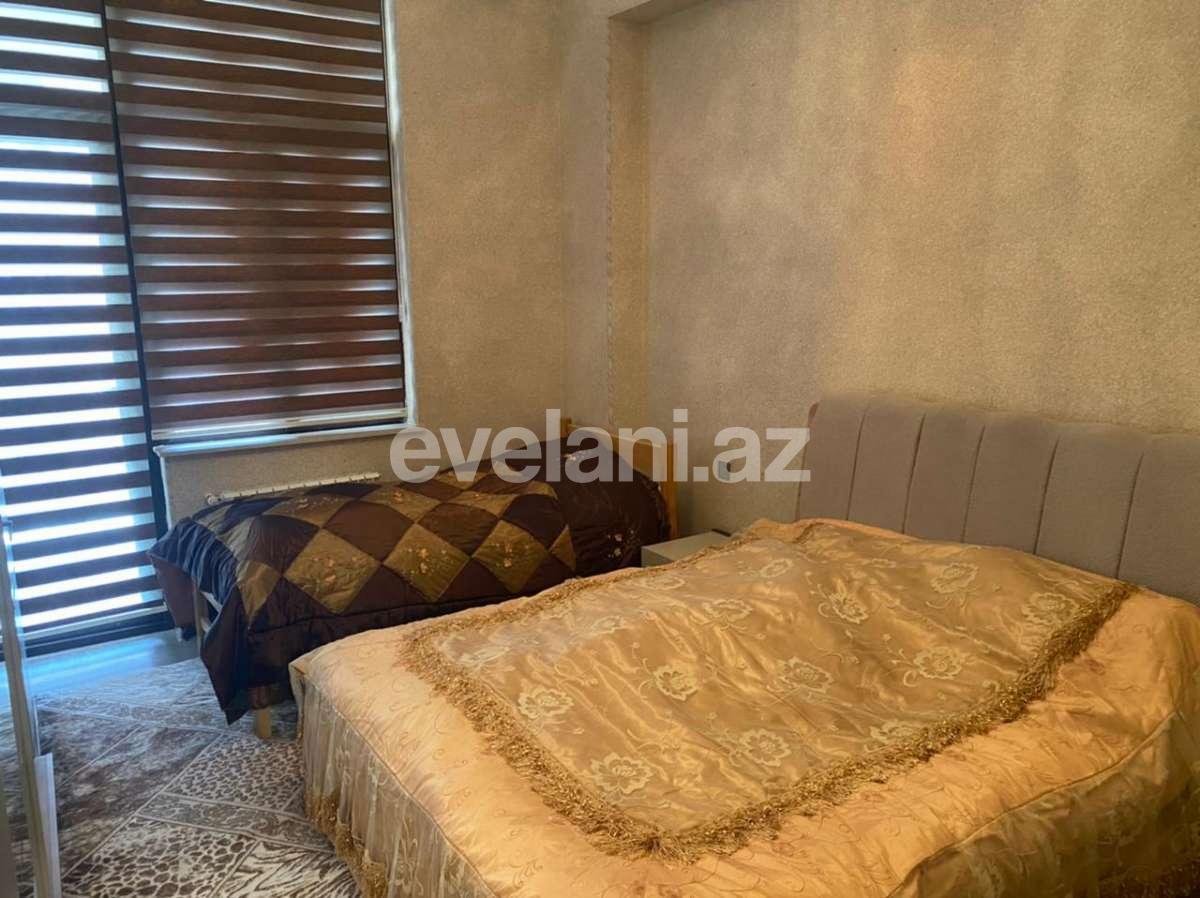 Satılır, yeni tikili, 2 otaqlı, 70 m², 4-cü mikrorayon q.