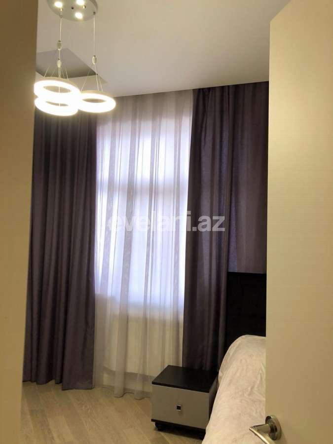 Satılır, yeni tikili, 3 otaqlı, 120 m², Elmlər Akademiyası m.