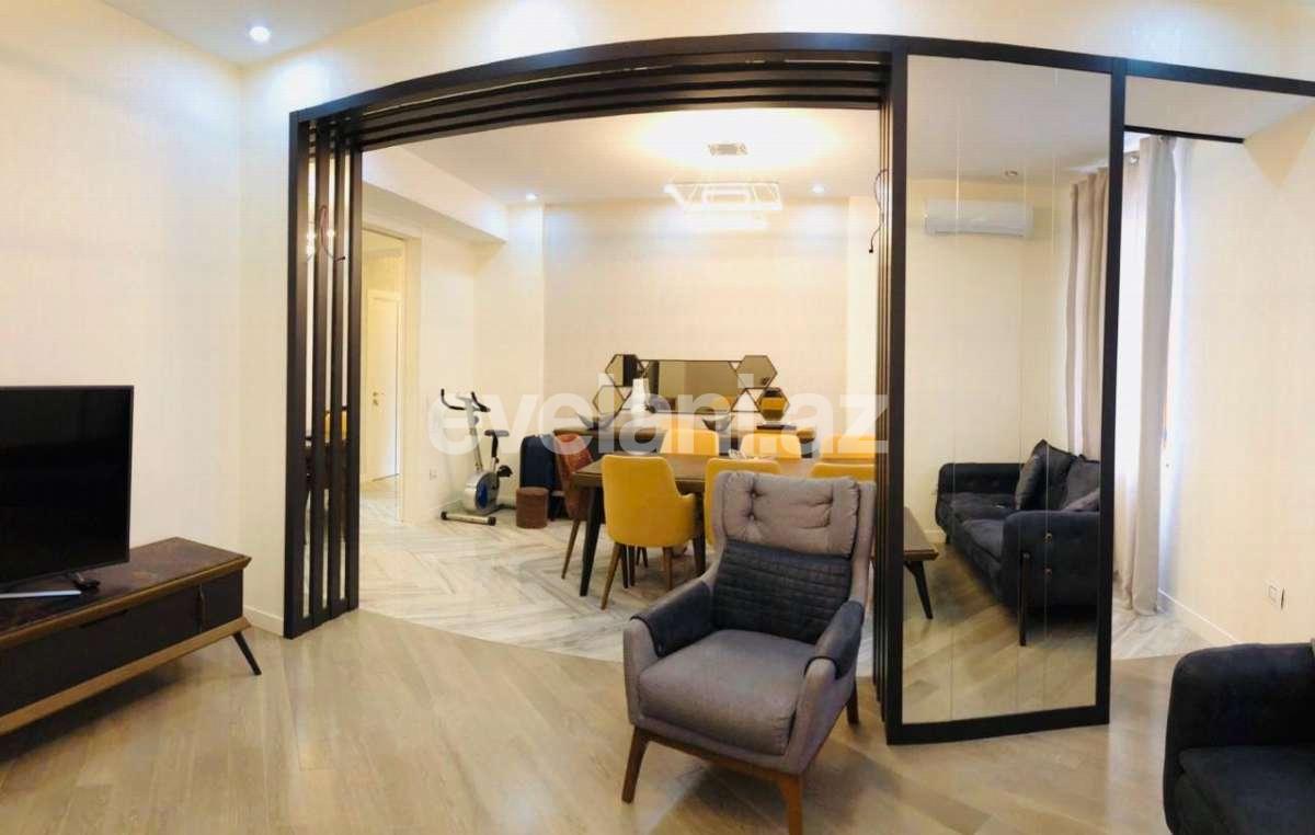 Satılır, yeni tikili, 3 otaqlı, 120 m², Elmlər Akademiyası m.