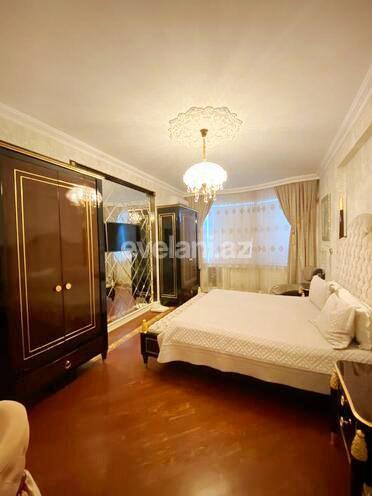 Sale, new building, 4 room, 215 m², Nasimi r.