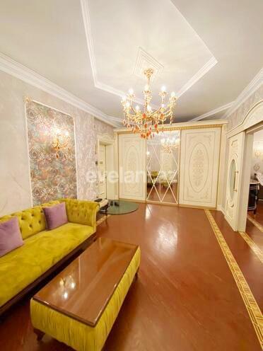 Sale, new building, 4 room, 215 m², Nasimi r.