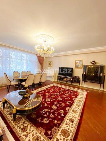 Sale, new building, 4 room, 215 m², Nasimi r.