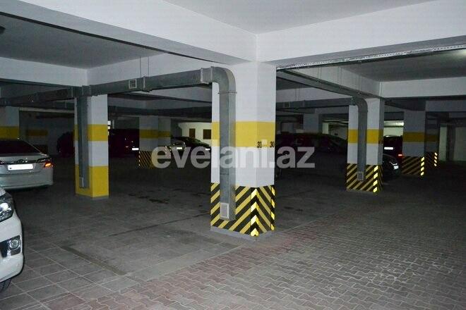 Sale, new building, 4 room, 215 m², Nasimi r.