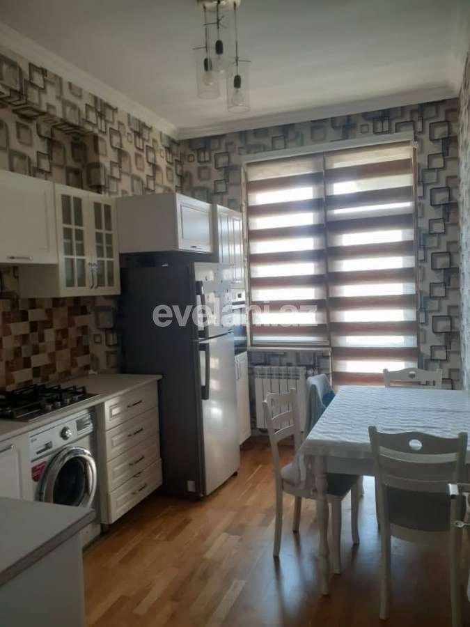 Kirayə verilir, yeni tikili, 1 otaqlı, 45 m², İnşaatçılar m.