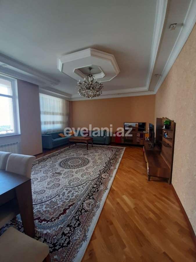 Satılır, yeni tikili, 3 otaqlı, 130 m², 8 Noyabr m.