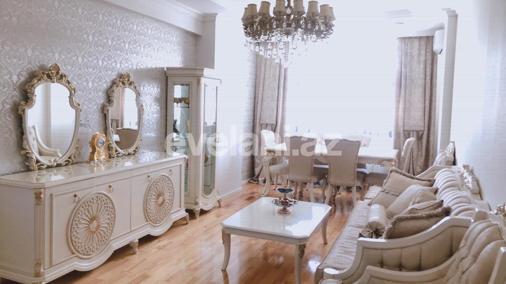 Satılır, yeni tikili, 3 otaqlı, 120 m², İnşaatçılar m.