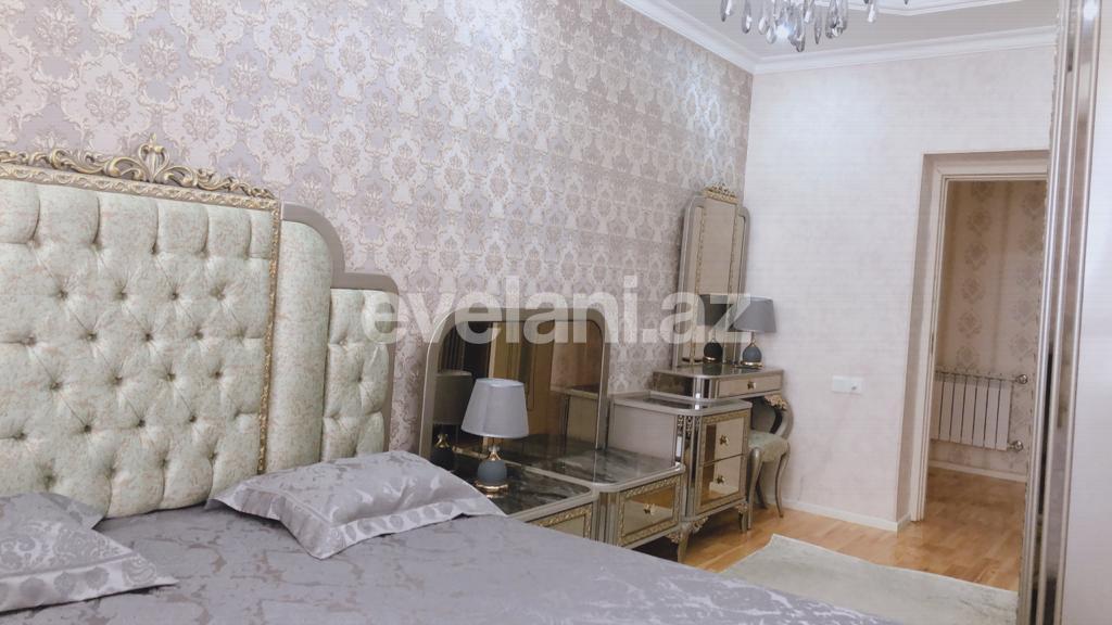 Satılır, yeni tikili, 3 otaqlı, 120 m², İnşaatçılar m.