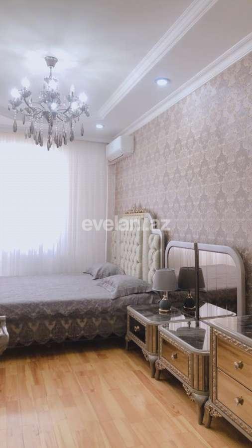 Satılır, yeni tikili, 3 otaqlı, 120 m², İnşaatçılar m.