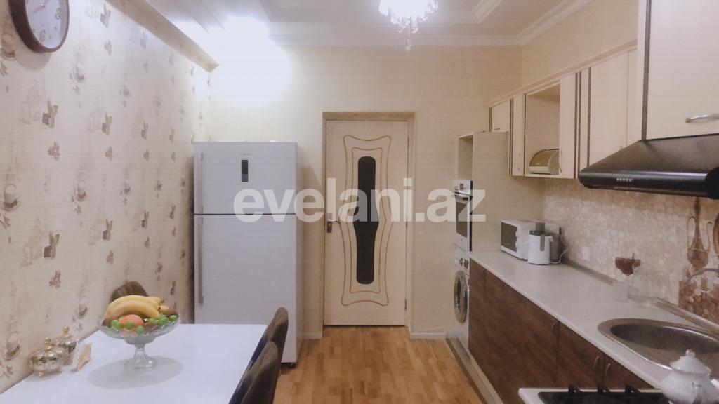 Satılır, yeni tikili, 3 otaqlı, 120 m², İnşaatçılar m.