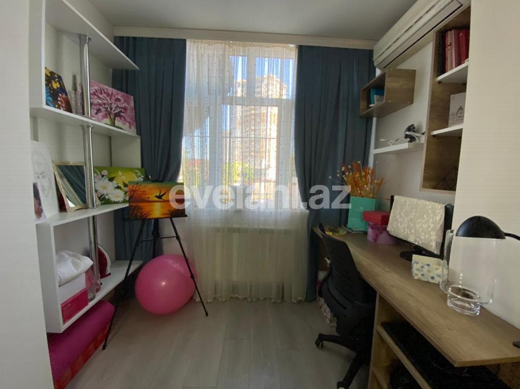 Satılır, köhnə tikili, 2 otaqlı, 70 m², Elmlər Akademiyası m.