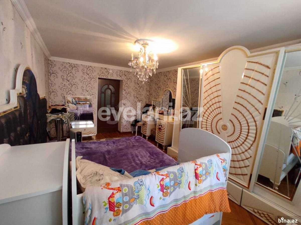 Sale, old building, 3 room, 67 m², Elmlar Akademiyası m.