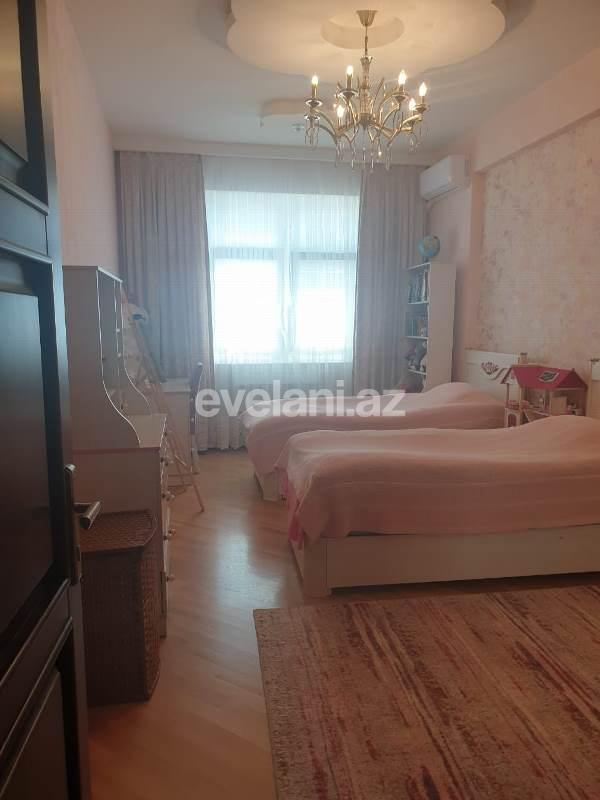 Satılır, yeni tikili, 3 otaqlı, 145 m², Elmlər Akademiyası m.