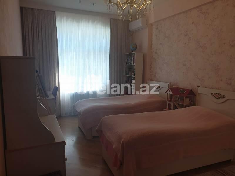 Satılır, yeni tikili, 3 otaqlı, 145 m², Elmlər Akademiyası m.