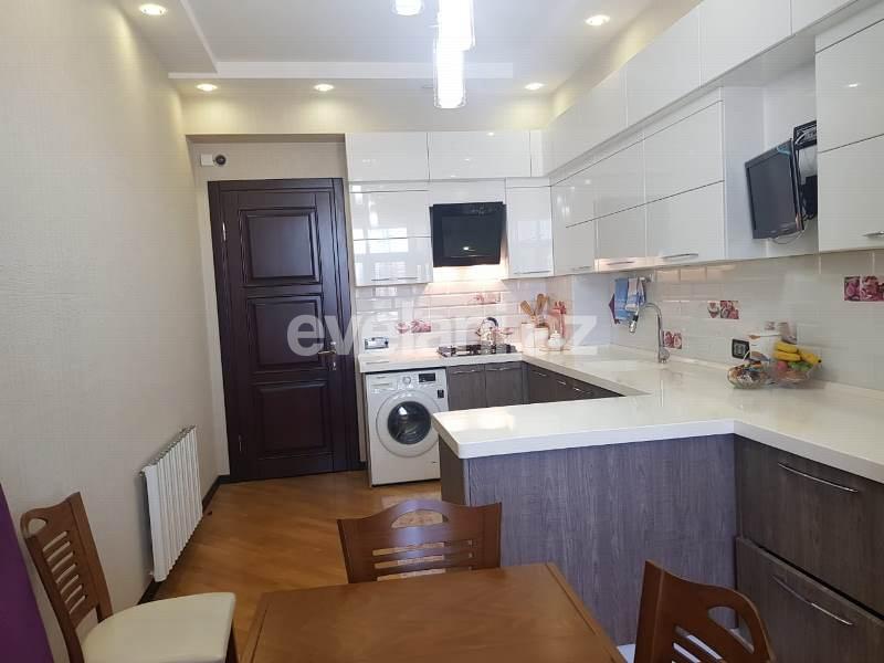 Satılır, yeni tikili, 3 otaqlı, 145 m², Elmlər Akademiyası m.
