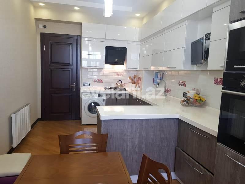 Satılır, yeni tikili, 3 otaqlı, 145 m², Elmlər Akademiyası m.