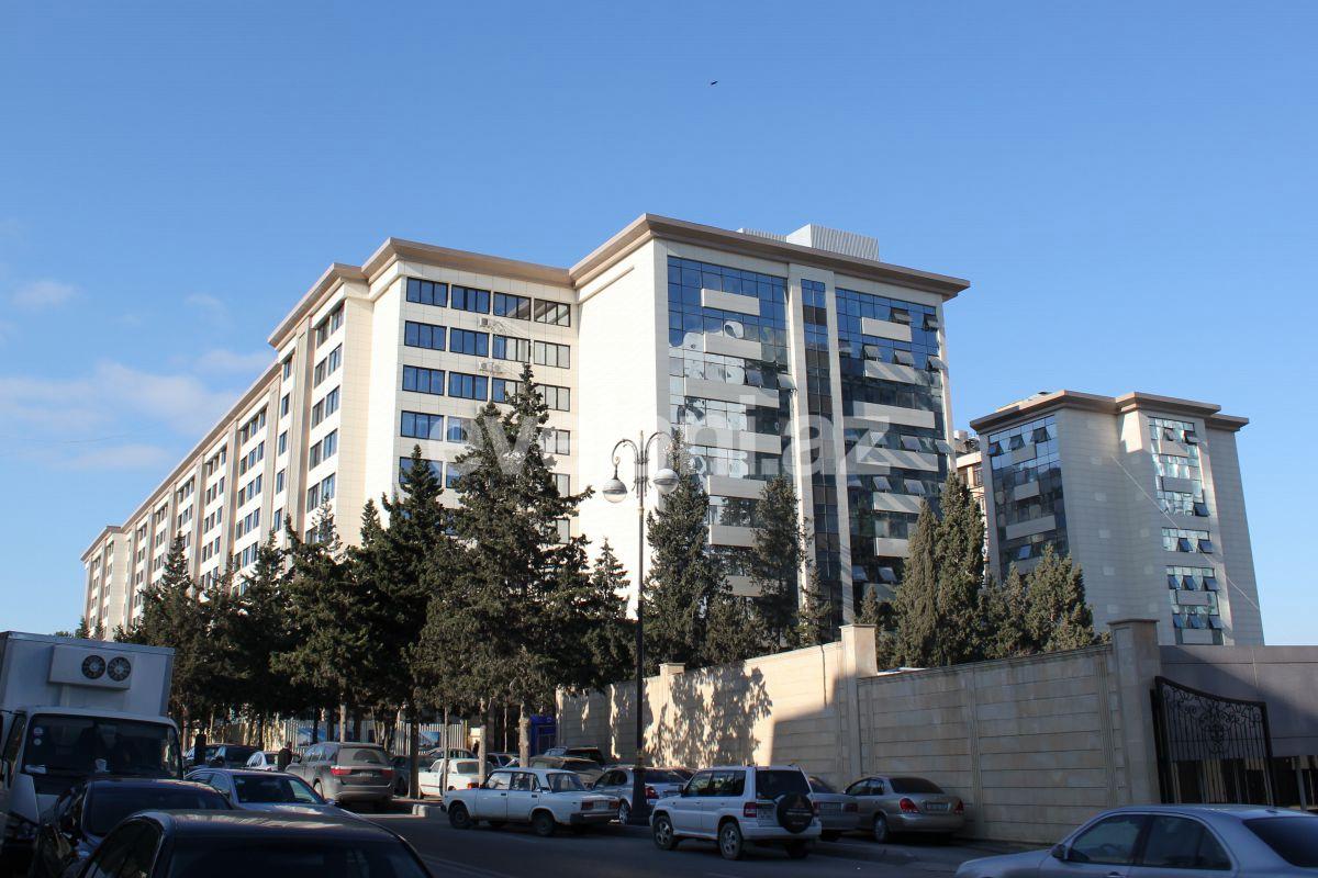 Продаётся, вторичка, 2-комнаты, 65 m², Ичери Шехер m.