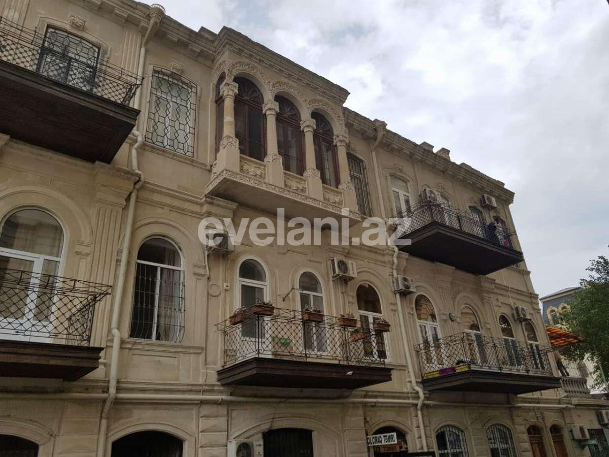 Satılır, köhnə tikili, 2 otaqlı, 100 m², Səbail r.