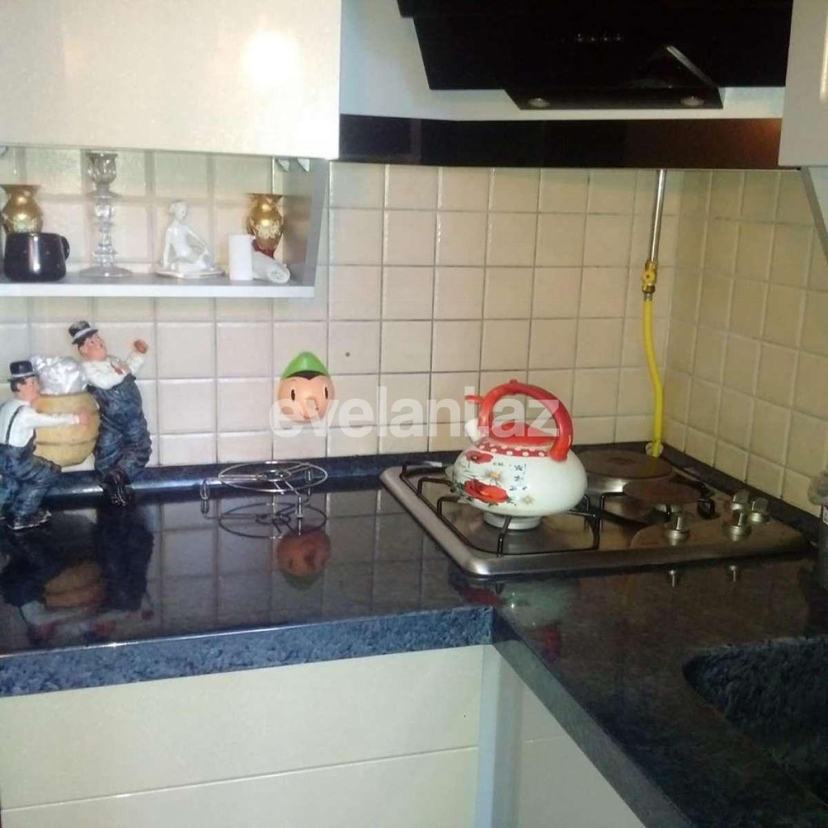 Satılır, köhnə tikili, 2 otaqlı, 100 m², Səbail r.