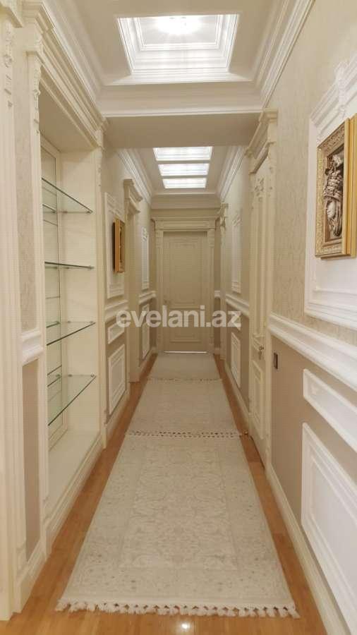 Sale, new building, 4 room, 240 m², Nasimi r.