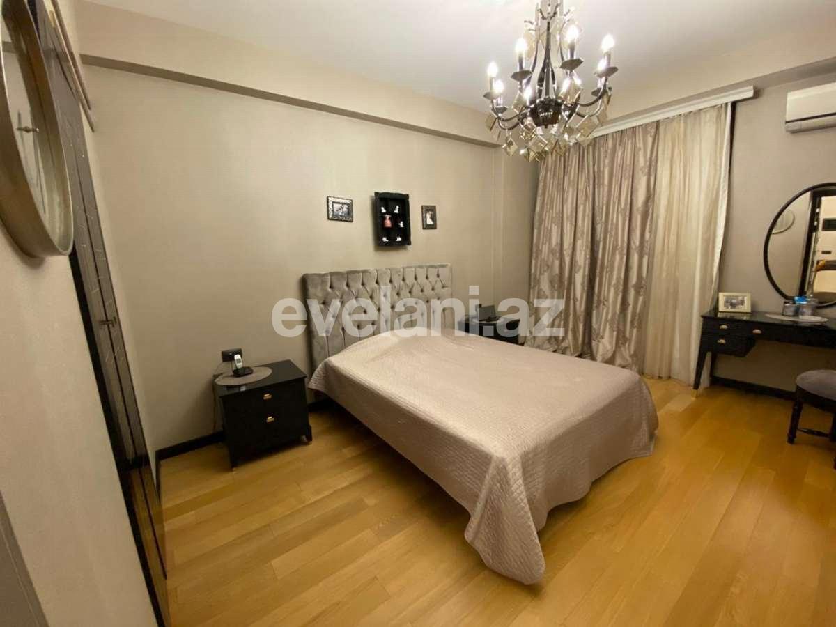 Продаётся, новостройка, 3-комнаты, 147 m², Низами m.