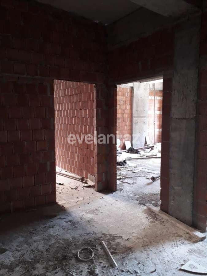 Satılır, yeni tikili, 3 otaqlı, 135 m², Nizami m.