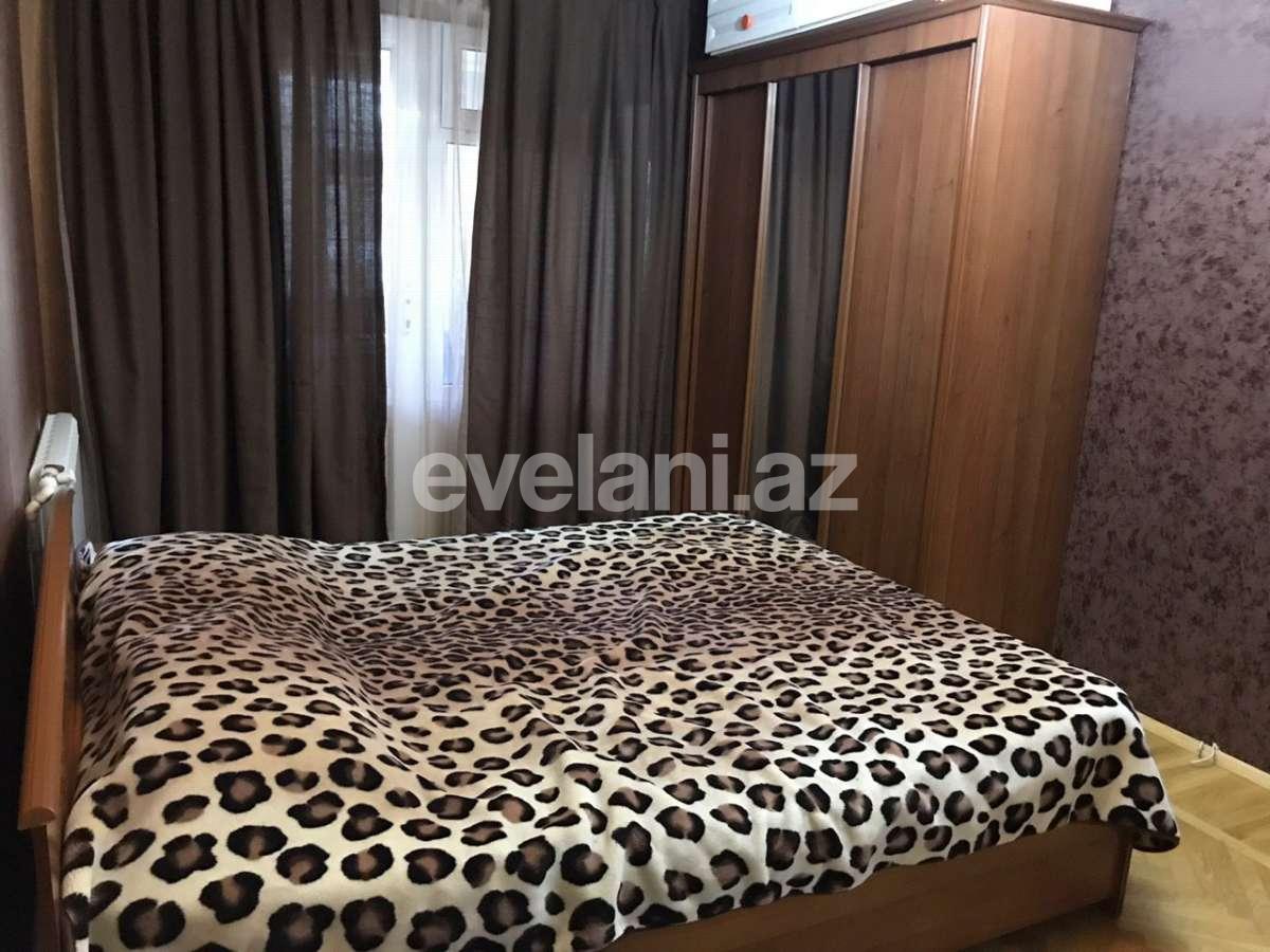 Sale, old building, 4 room, 90 m², Shah Ismail Khatai m.