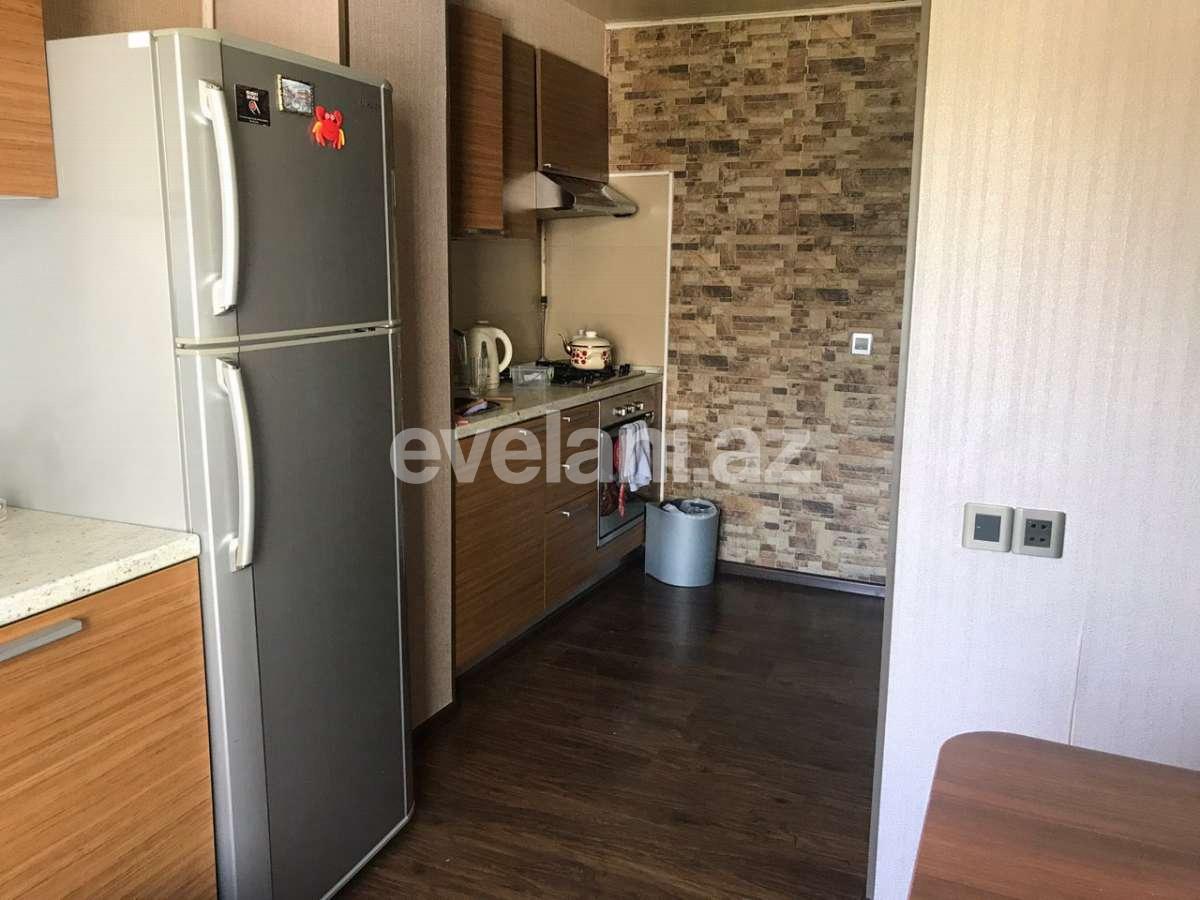 Sale, old building, 4 room, 90 m², Shah Ismail Khatai m.