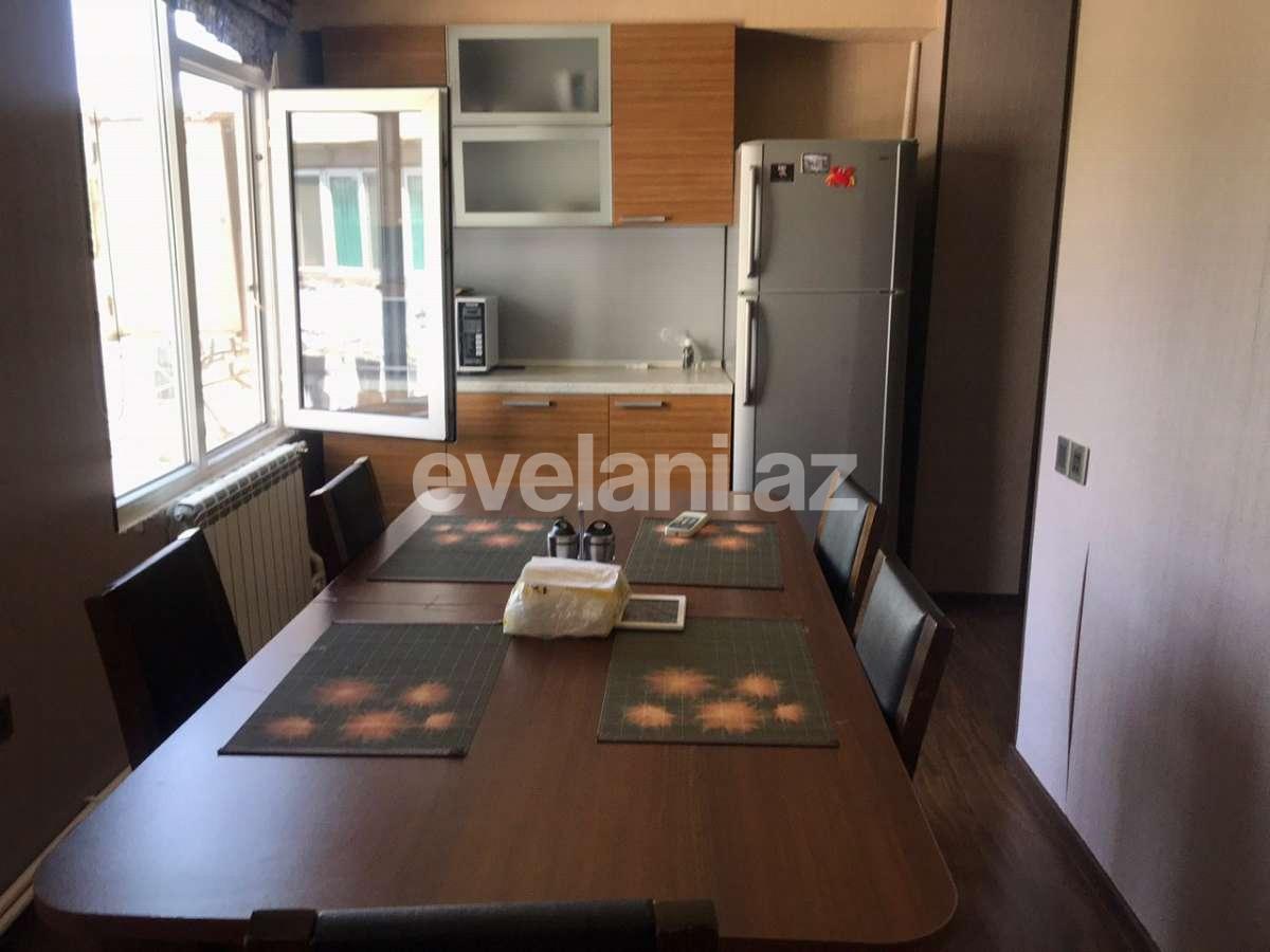 Sale, old building, 4 room, 90 m², Shah Ismail Khatai m.