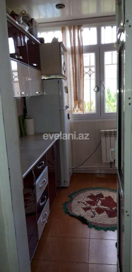 Satılır, köhnə tikili, 2 otaqlı, 60 m², Bakıxanov q.