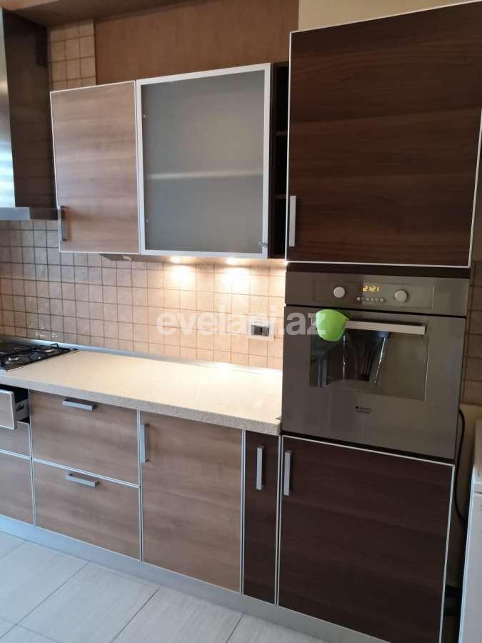 Kirayə verilir, yeni tikili, 3 otaqlı, 130 m², Nəriman Nərimanov m.