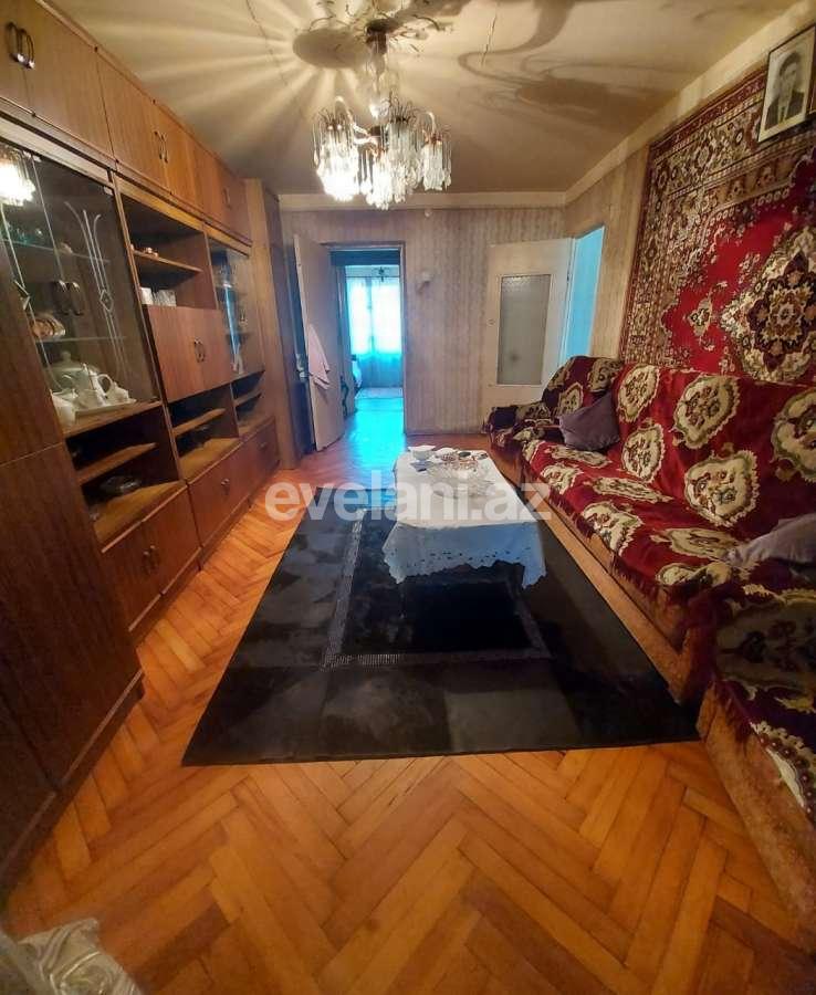 Sale, old building, 4 room, 85 m², 8-th microdistrict d.