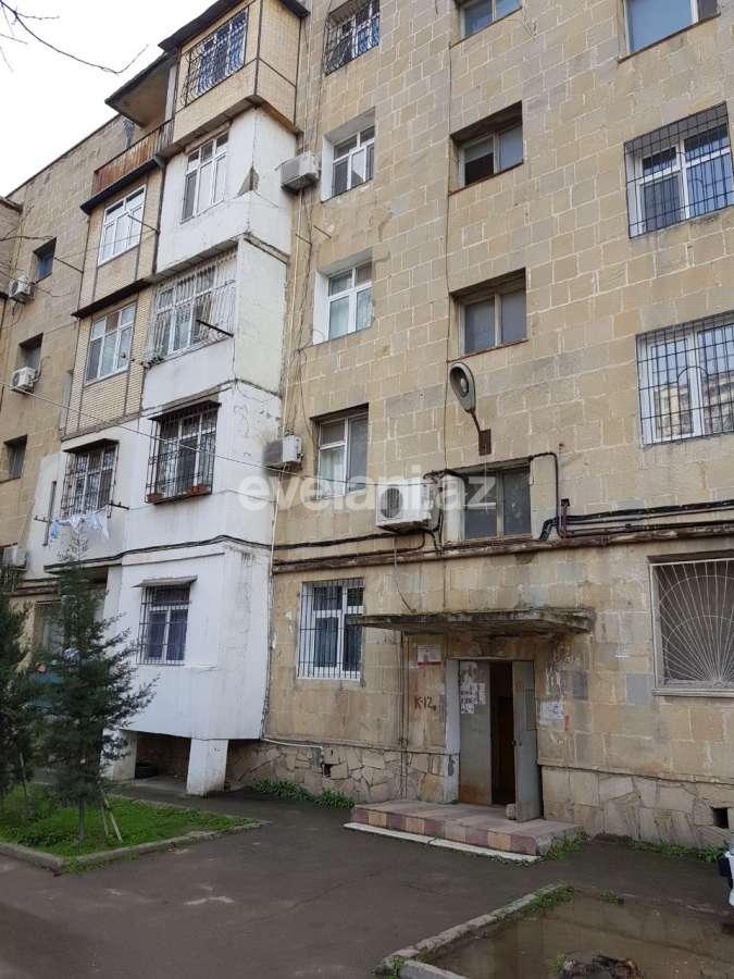 Sale, old building, 4 room, 85 m², 8-th microdistrict d.