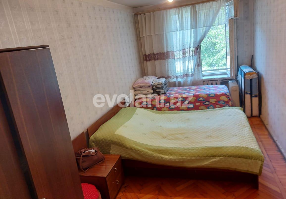 Sale, old building, 4 room, 85 m², 8-th microdistrict d.