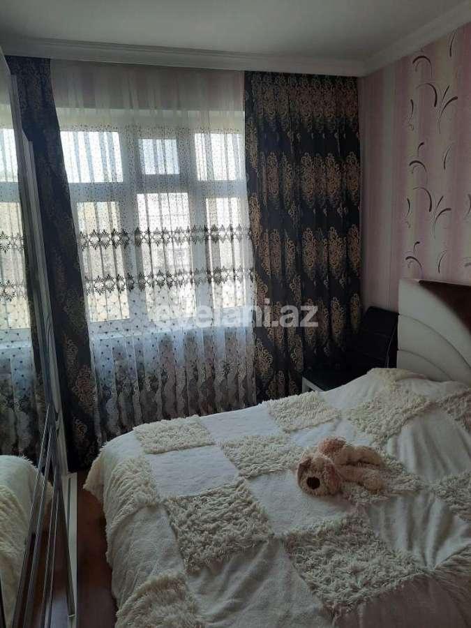 Satılır, köhnə tikili, 3 otaqlı, 80 m², Həzi Aslanov m.