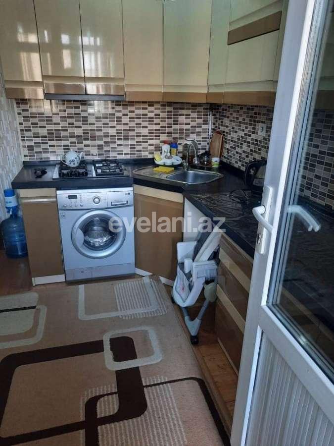 Satılır, köhnə tikili, 3 otaqlı, 80 m², Həzi Aslanov m.