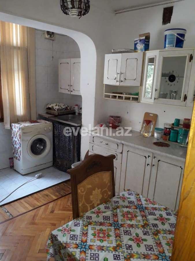 Rent, old building, 2 room, 60 m², Azadlig prospekti m.