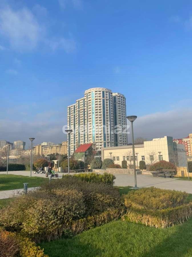 Satılır, yeni tikili, 3 otaqlı, 172 m², Elmlər Akademiyası m.